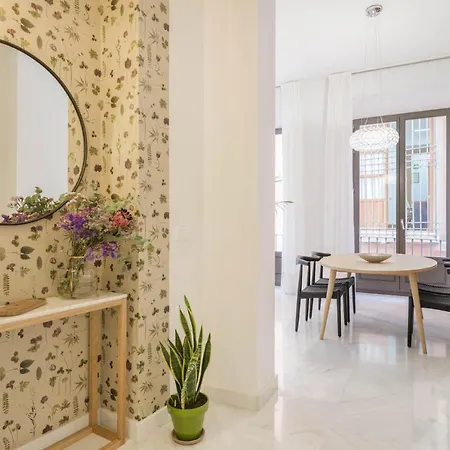 Larios In By Solaga Homes Apartment *